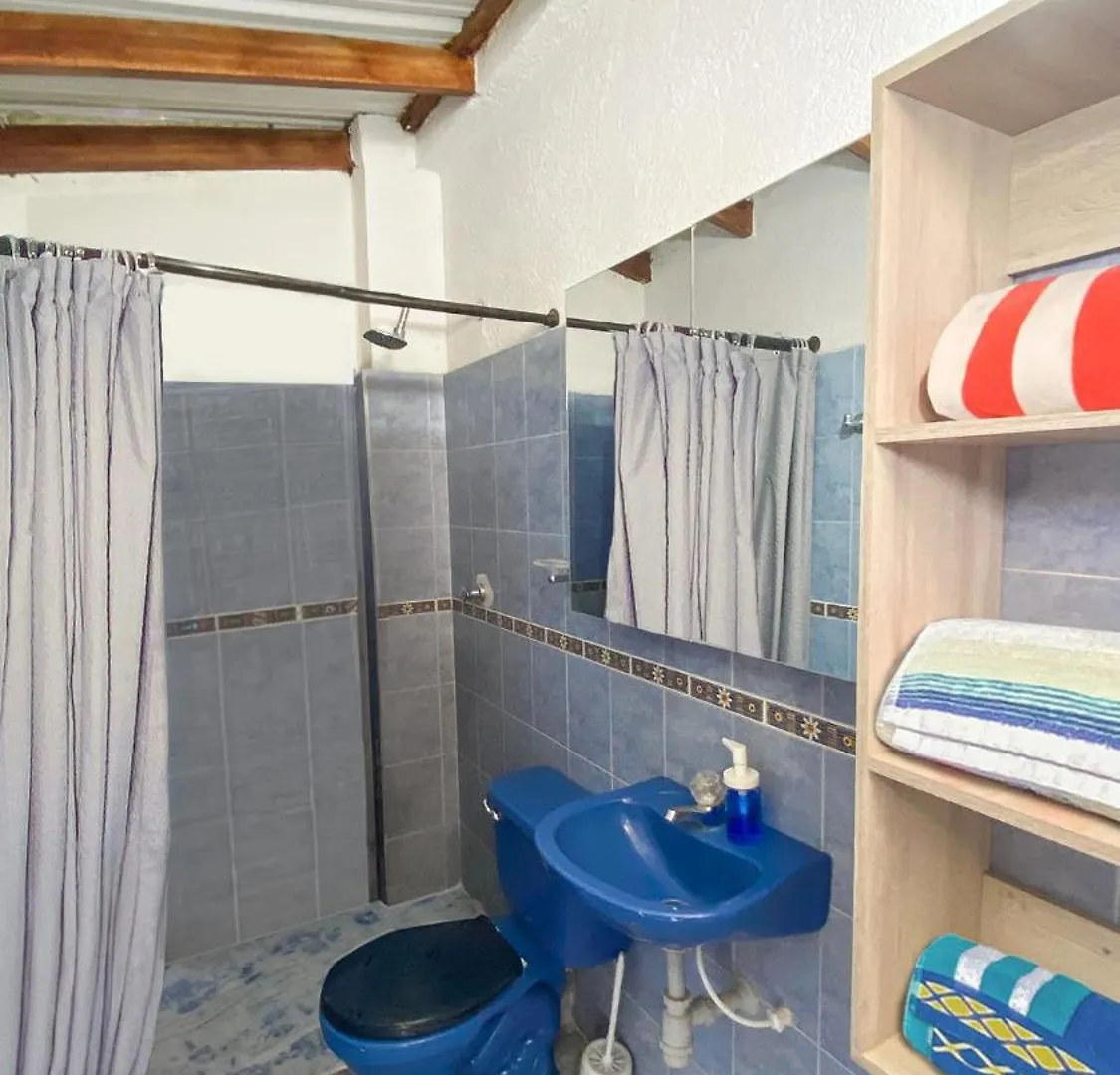 Casa Con Piscina Privada En Cali, Cerca A Cosmocentro Villa 0*, Cali Colombia