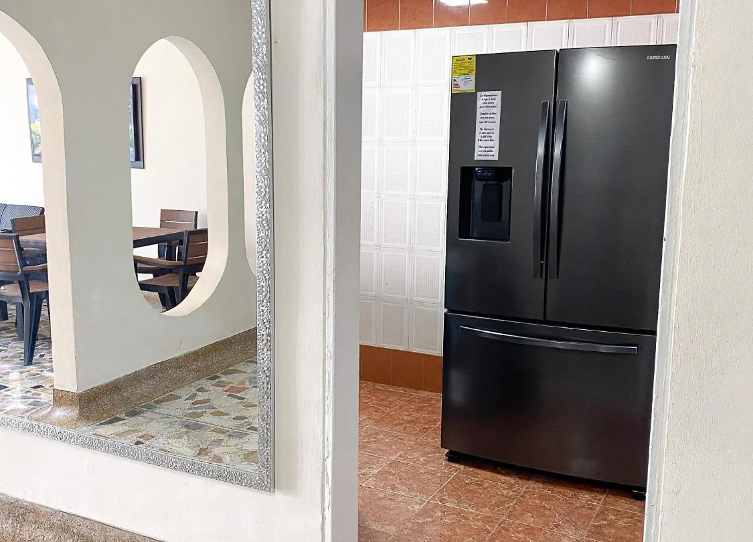 Casa Con Piscina Privada En Cali, Cerca A Cosmocentro别墅