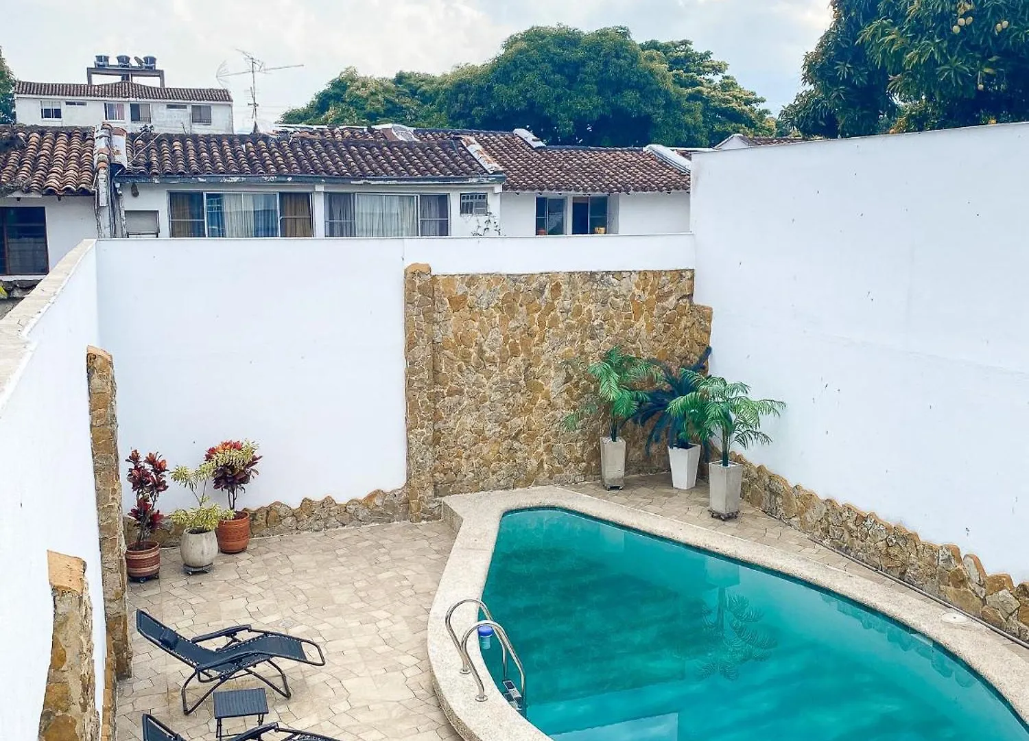 Casa Con Piscina Privada En Cali, Cerca A Cosmocentro Villa