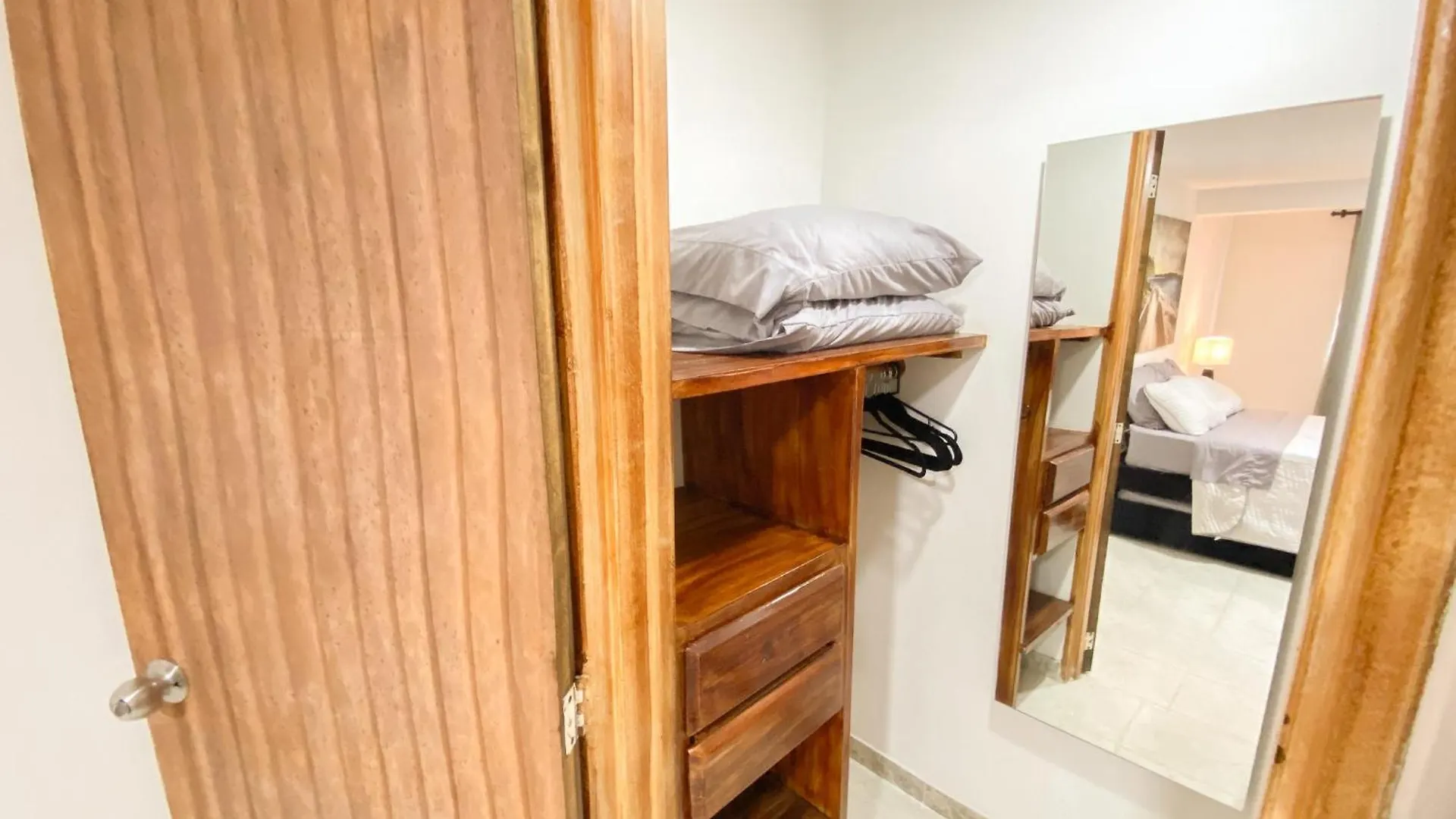 Casa Con Piscina Privada En Cali, Cerca A Cosmocentro Villa Holiday home Cali
